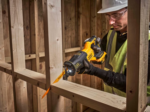 DEWDCS382N DCS382N XR Brushless Reciprocating Saw 18V Bare Unit