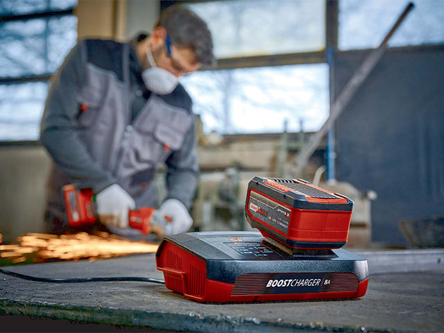 EINPXCHARGE8 Power X-Boostcharger 8A