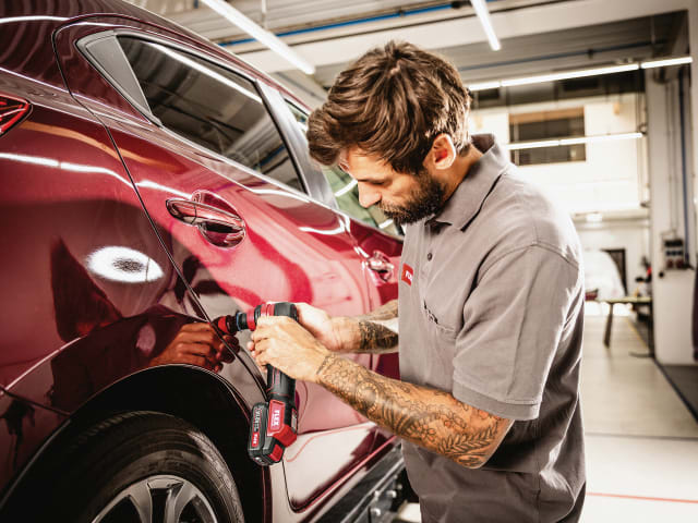 FLXPXE80M PXE 80 10.8-EC/2.5 Spot Polisher & Accessories 10.8V 2 x 2.5Ah Li-ion