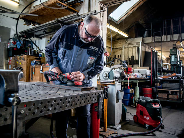 FLXSE12518N SE 125 18.0-EC/5.0 Set SUPRAFLEX Sander 18V 2 x 5.0Ah Li-ion