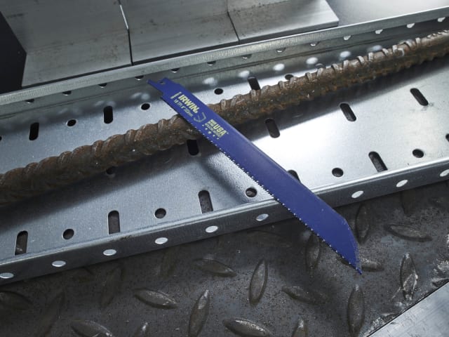 IRW10504140 818R Sabre Saw Blade Metal Cutting 200mm 18 TPI Pack of 25
