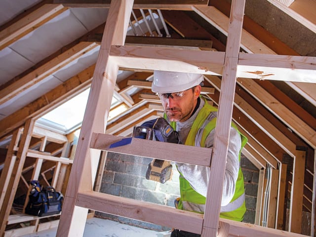 IRW10504158 956R Sabre Saw Blade Nail Embedded Wood Cutting 225mm Pack of 5