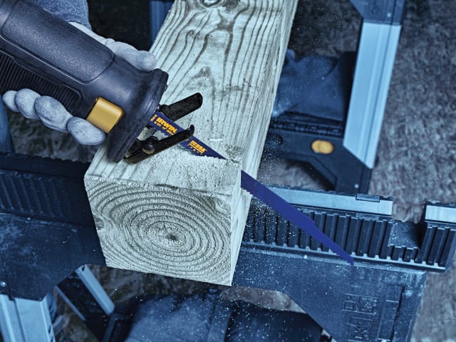 IRW10504160 156R Sabre Saw Blade Nail Embedded Wood Cutting 300mm Pack of 5