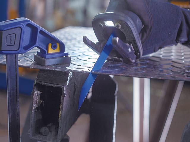 IRW10506426 818R Sabre Saw Blade Metal Cutting 200mm 18 TPI Pack of 2