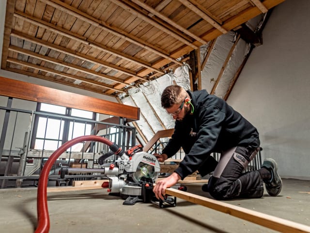 MPTKGS18216 KGS 18 LTX BL 216 Brushless Mitre Saw 18V 1 x 4.0Ah Li-ion