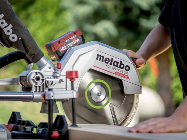 MPTKGS18305 KGS 18 LTX BL 305 Brushless Mitre Saw 18V