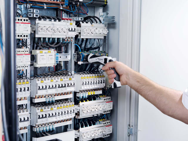 PAN7410LA2 EY7410LA2S Cordless Screwdriver 3.6V 2 x 1.5Ah Li-ion