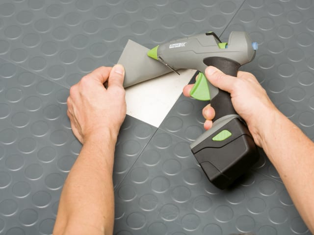 RPDBGX300 BGX300 Cordless Pro Glue Gun Kit 7.2V 1 x 2.6Ah Li-Ion